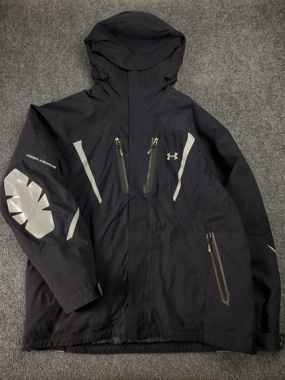 Under Armour Storm Ski Jacket XL Black Hooded Waterproof Reflective Insulated
